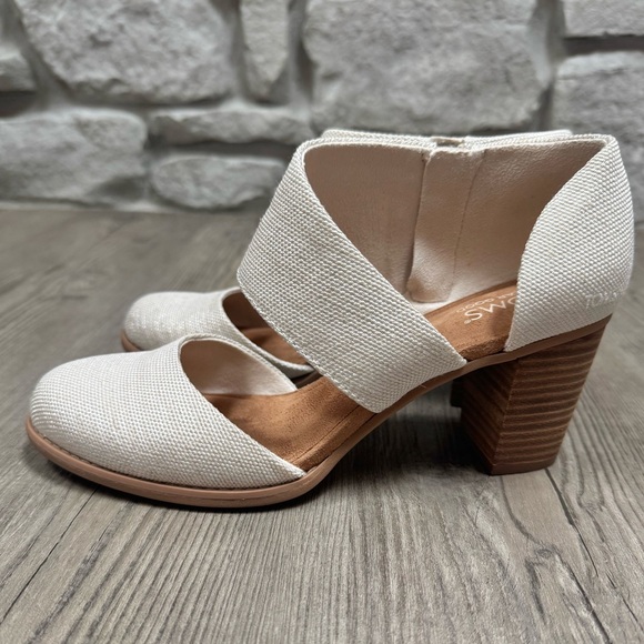 TOMS Milan Closed Toe Heel - Picture 8 of 11